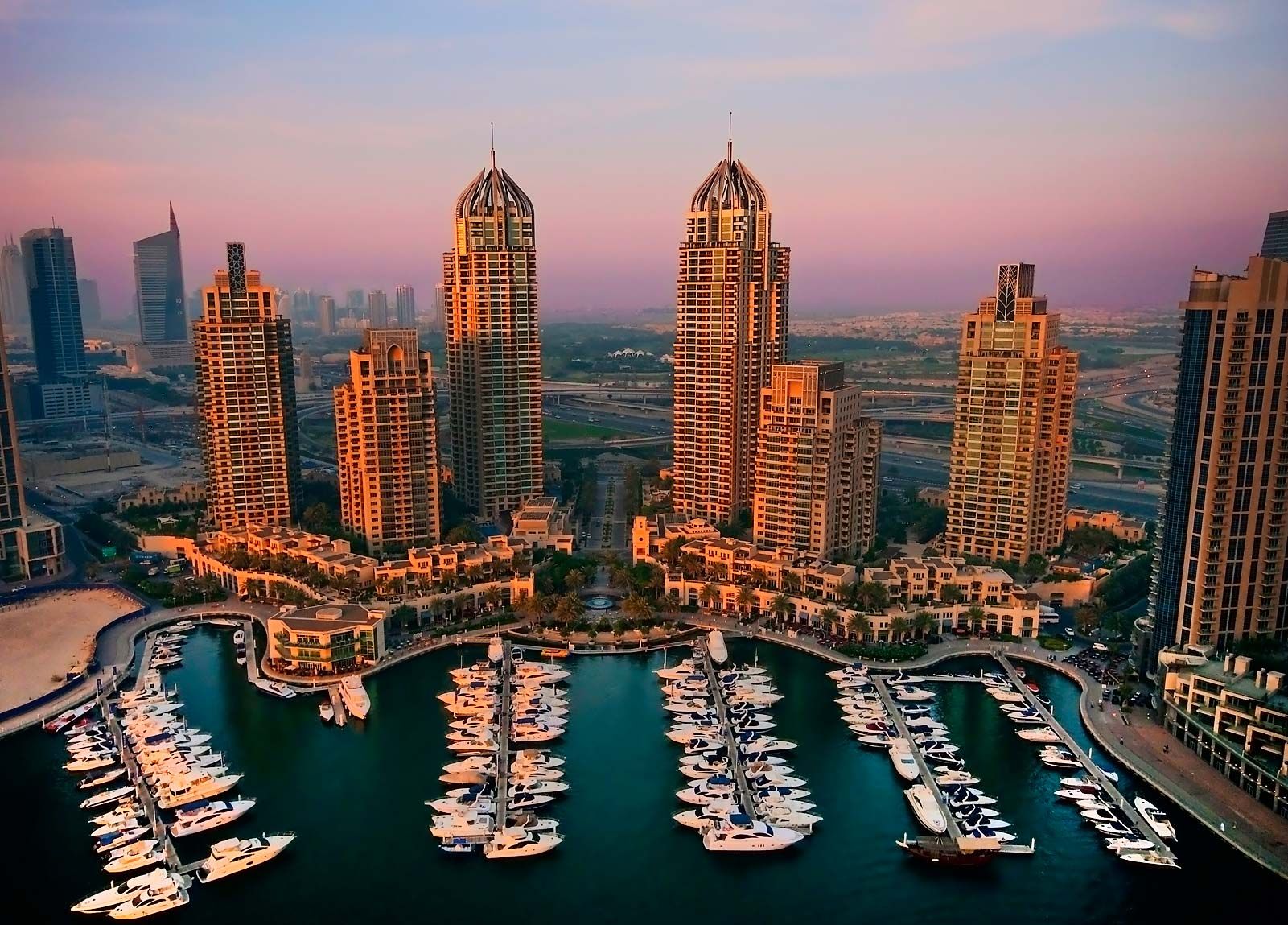 Enjoy Your Dubai Journey with Flight Charter.<